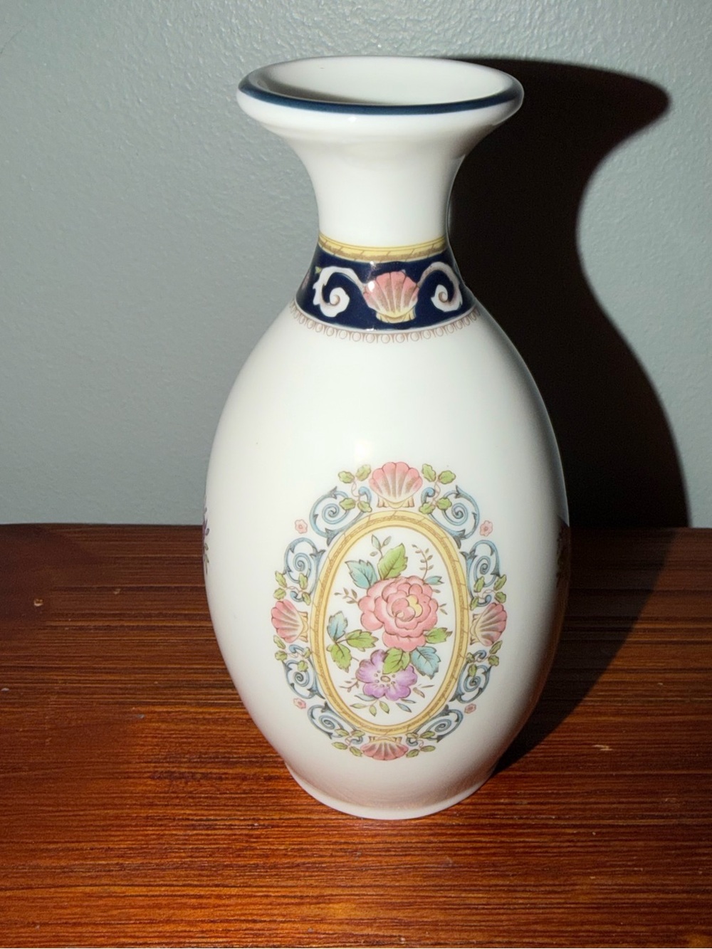 Wedgwood White Porcelain Vase with Pink Floral Medallions and Navy Trim